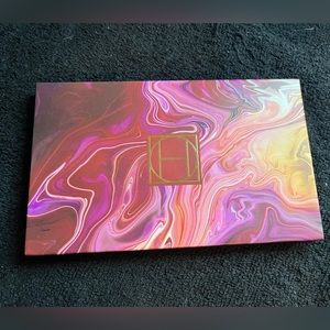 Hipdot Zion Eyeshadow Palette